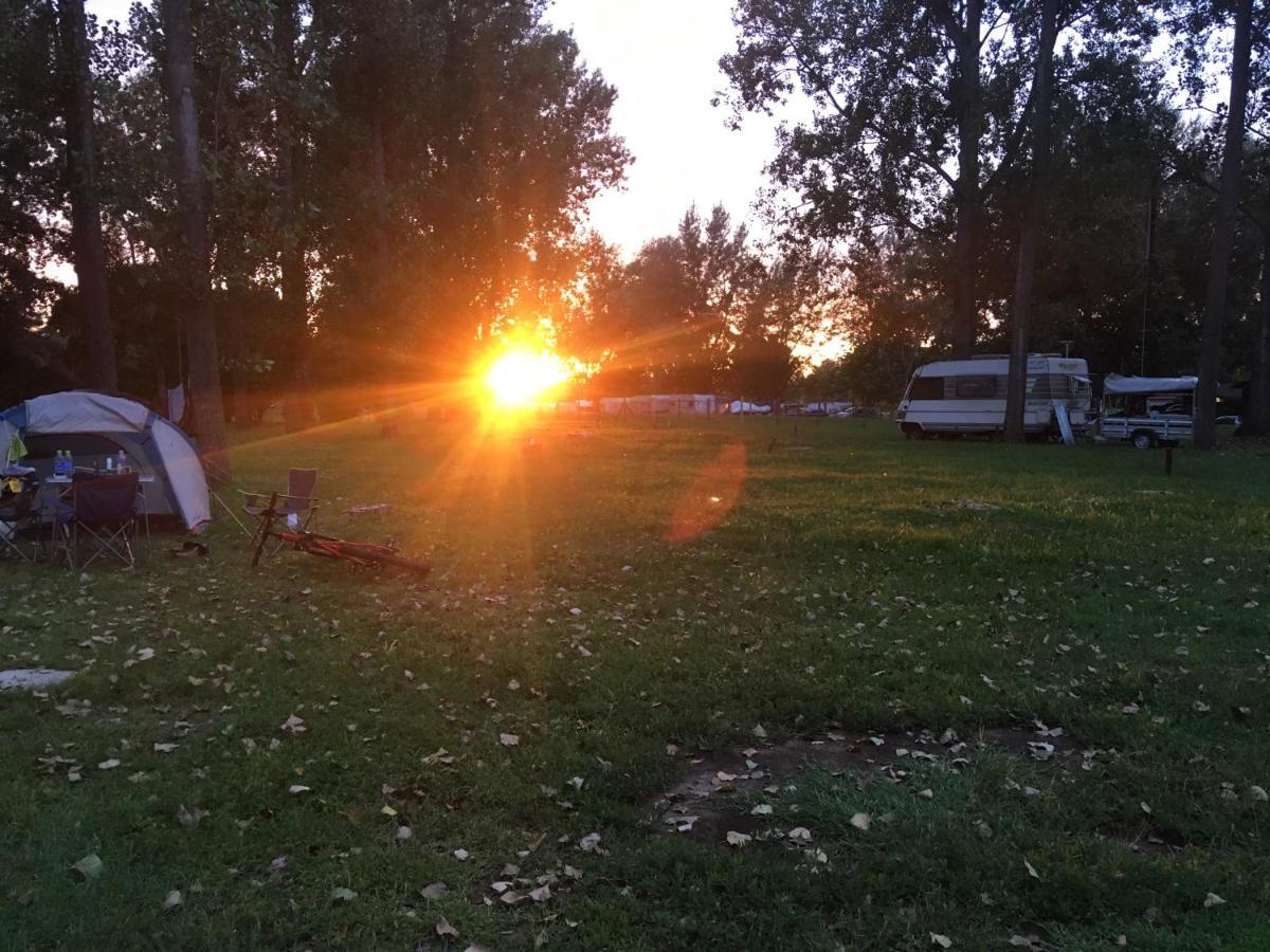 Tóparti Camping Tiszafüred Kültér fotó